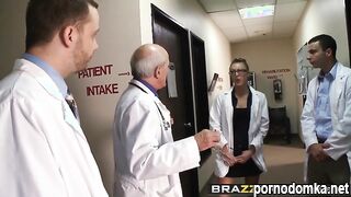 Медсестру трахнули в анал медсестре после скандала с главным врачом